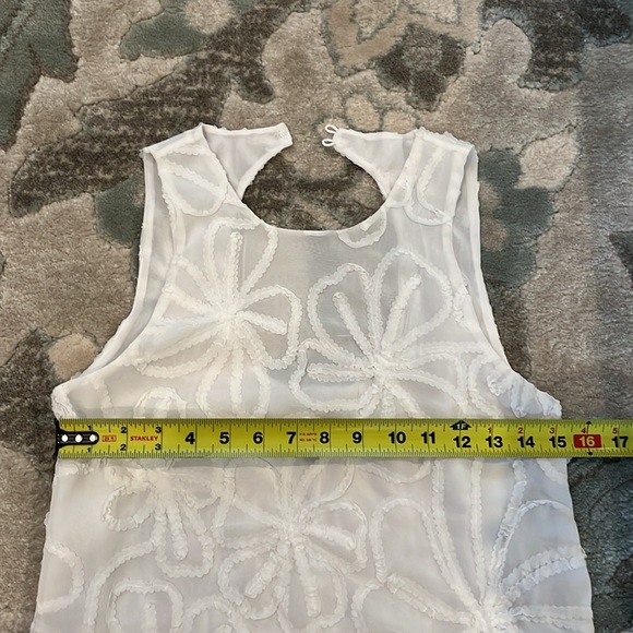 W by Worth Tank - Picture 10 of 13